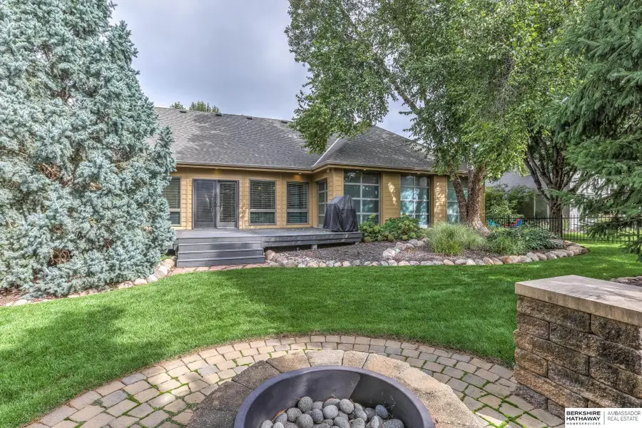 19607 Mayberry Street, Elkhorn, NE 68022 - #2