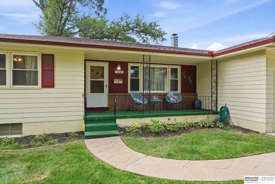 5010 N 54th Street, Omaha, NE 68104 - #2