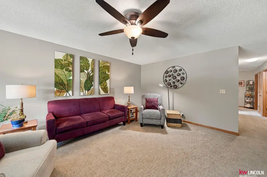 1218 Silver Ridge Road, Lincoln, NE 68510 - #3