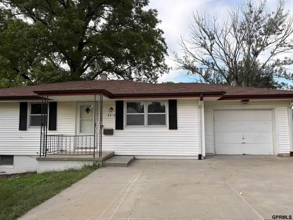 6916 Wirt Street, Omaha, NE 68104