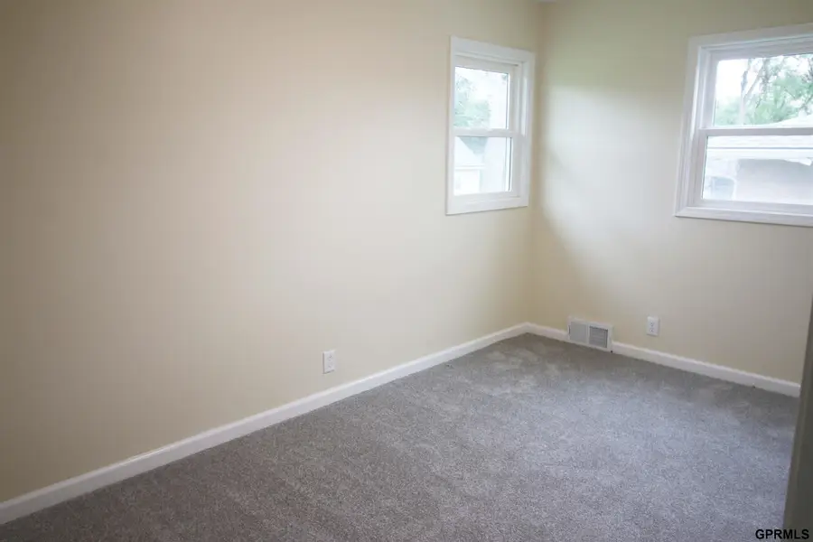 3310 Willow Street, Bellevue, NE 68147 - #2