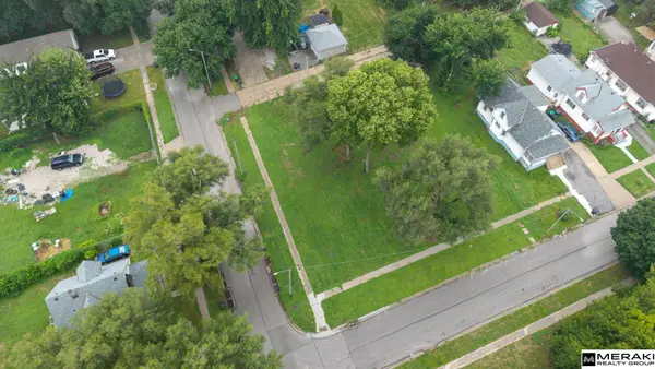 2851 Maple Street, Omaha, NE 68111