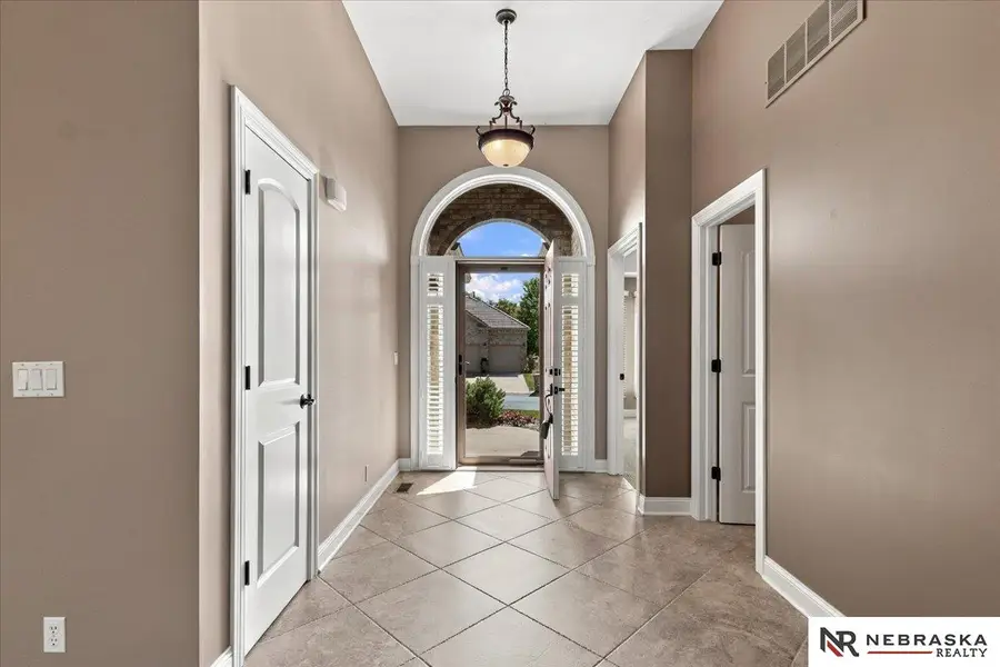 2232 Stone Creek Loop North, Lincoln, NE 68512 - #3