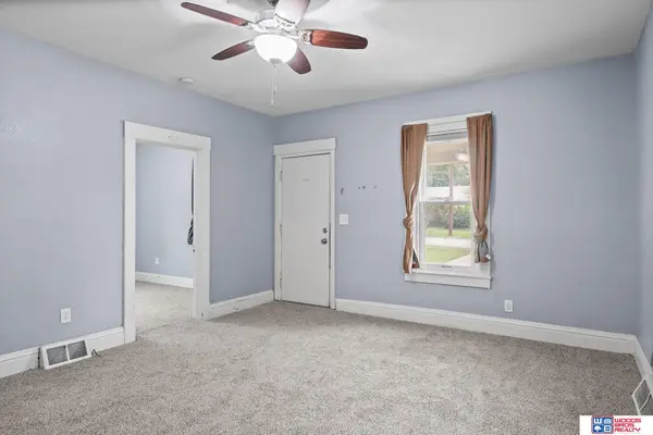 6289 Francis Street, Lincoln, NE 68505