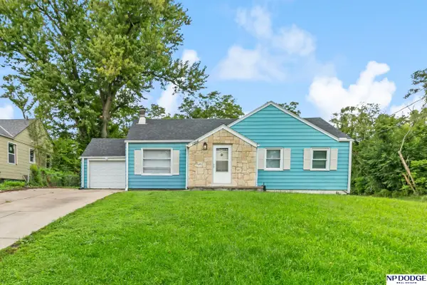 7284 Minne Luse Boulevard, Omaha, NE 68112