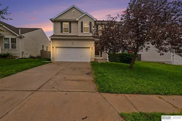 7714 N 107th Avenue, Omaha, NE 68122