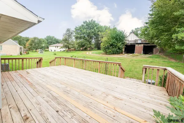 340 Pinewood Drive, Nebraska City, NE 68410