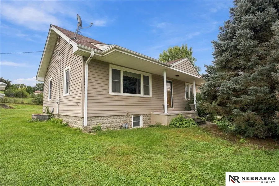 5246 Mckinley Street, Omaha, NE 68152 - #2