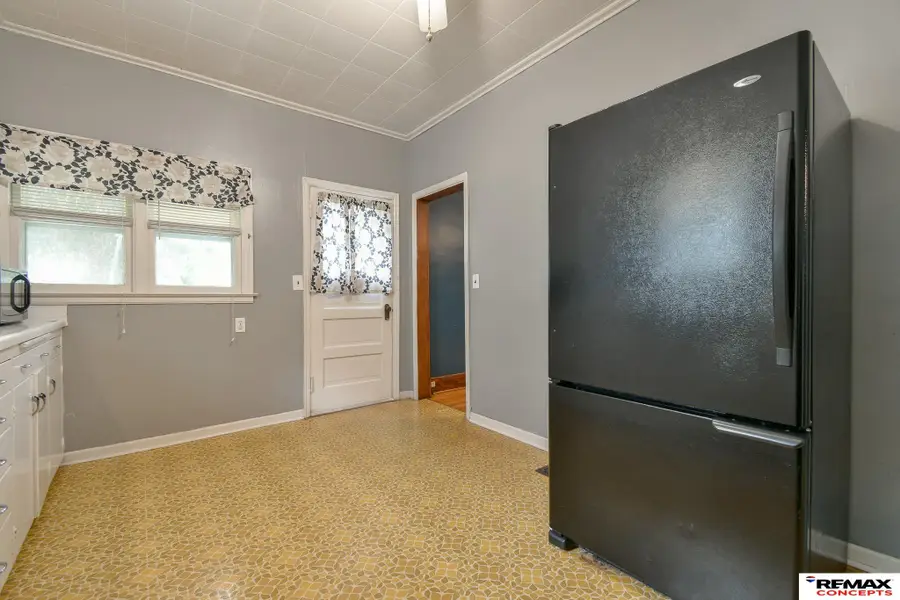 1221 Rose Street, Lincoln, NE 68502 - #2