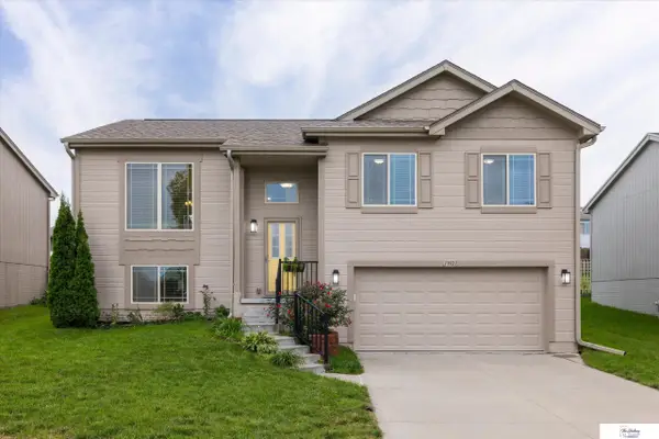 13923 Weber Street, Omaha, NE 68142