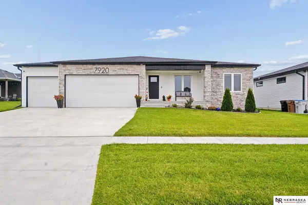 7920 Patrick Avenue, Lincoln, NE 68516