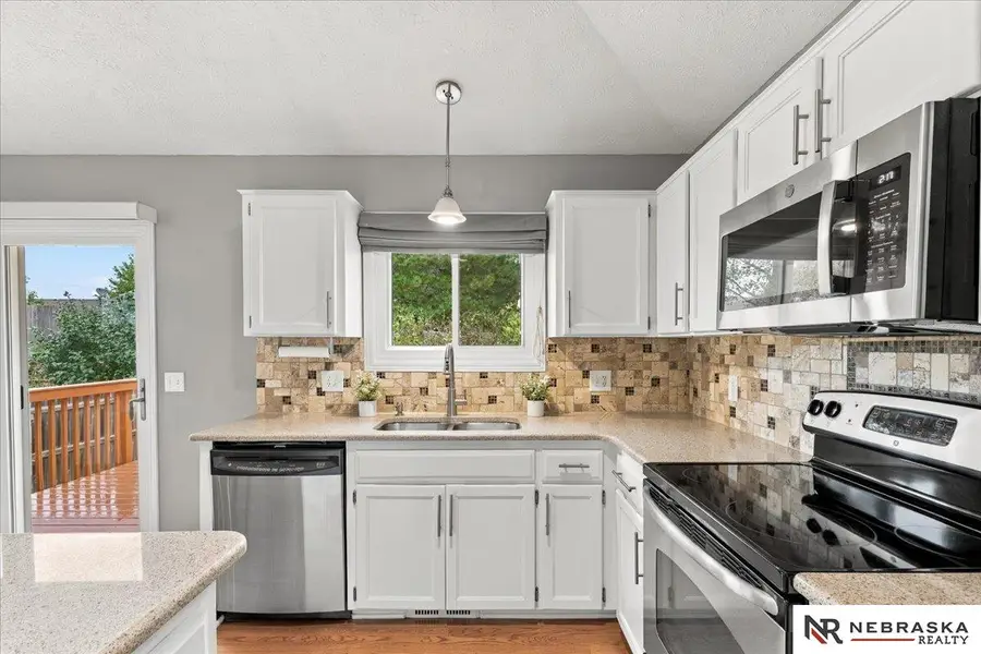 8923 N 81st Avenue, Omaha, NE 68122 - #2
