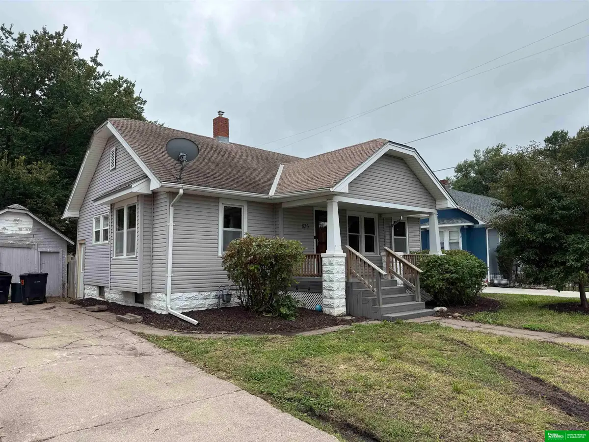 835 W 8th Street, Fremont, NE 68025 - #1