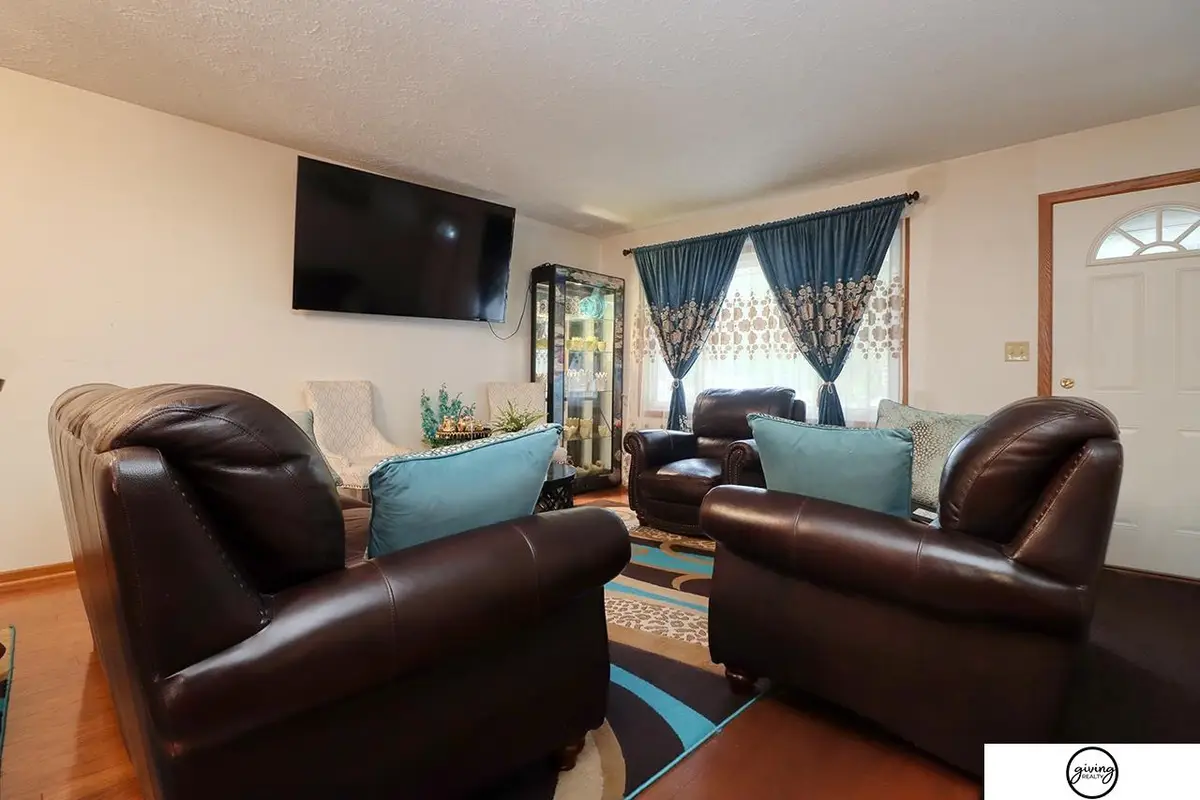 5140 Grassridge Road, Lincoln, NE 68512 - #1