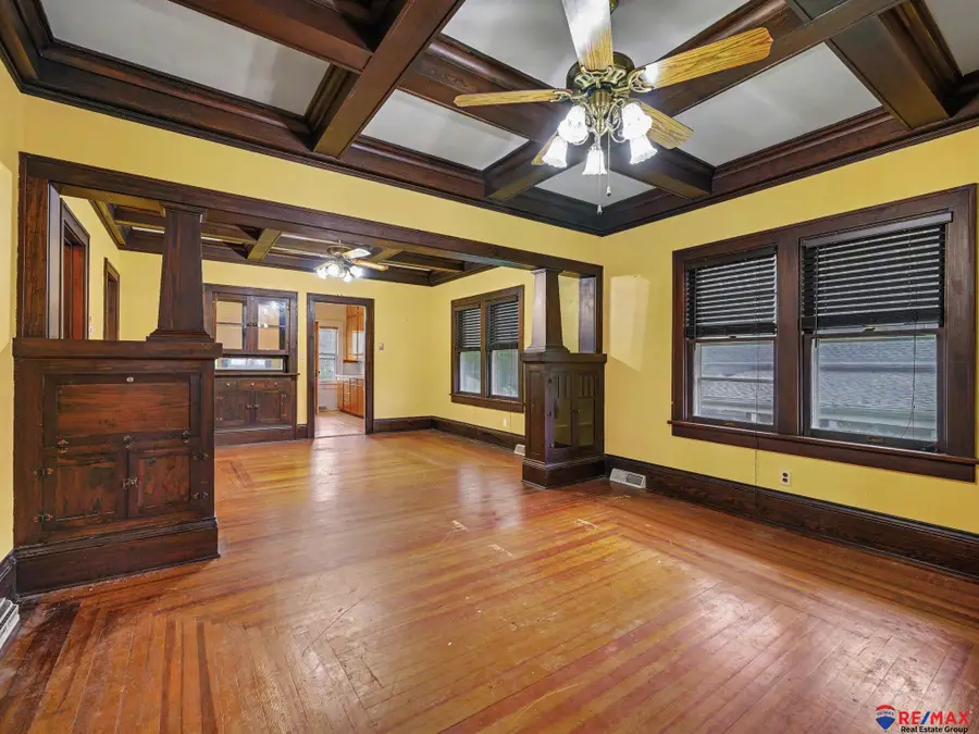 429 E 3rd Street, Papillion, NE 68046 - #3
