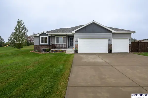 739 Sunset Boulevard, Palmyra, NE 68418