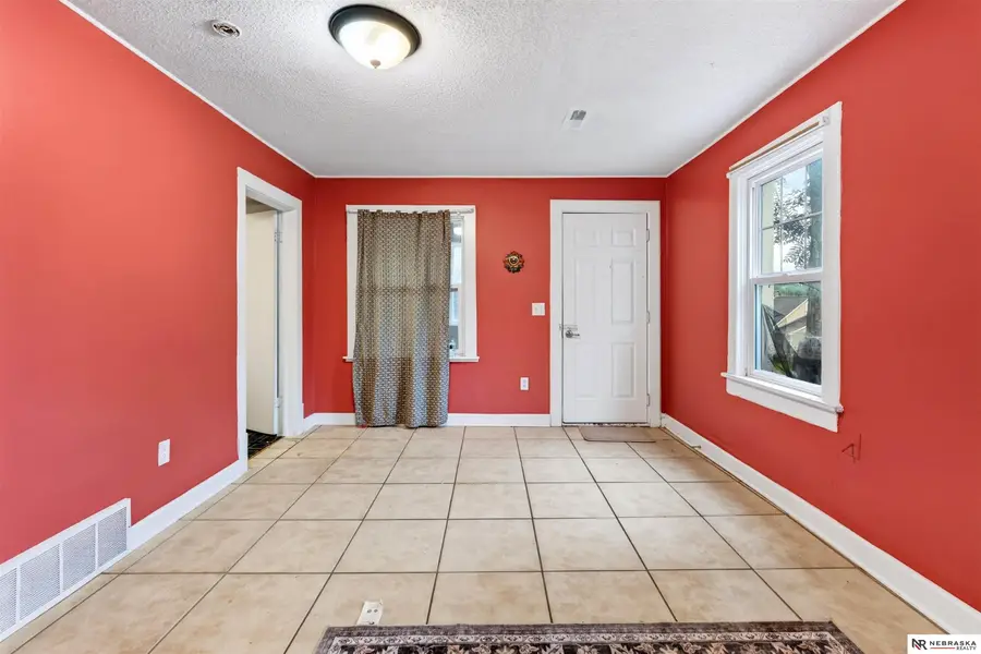 3360 T Street, Omaha, NE 68137 - #3