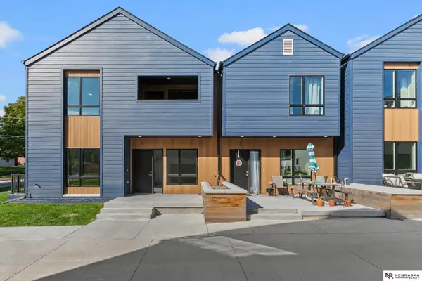 4230 S 46th Street #1, Lincoln, NE 68506