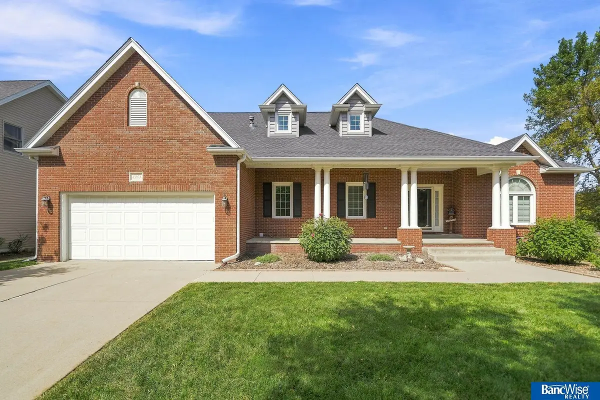 3201 Crown Pointe Road, Lincoln, NE 68506 - #1