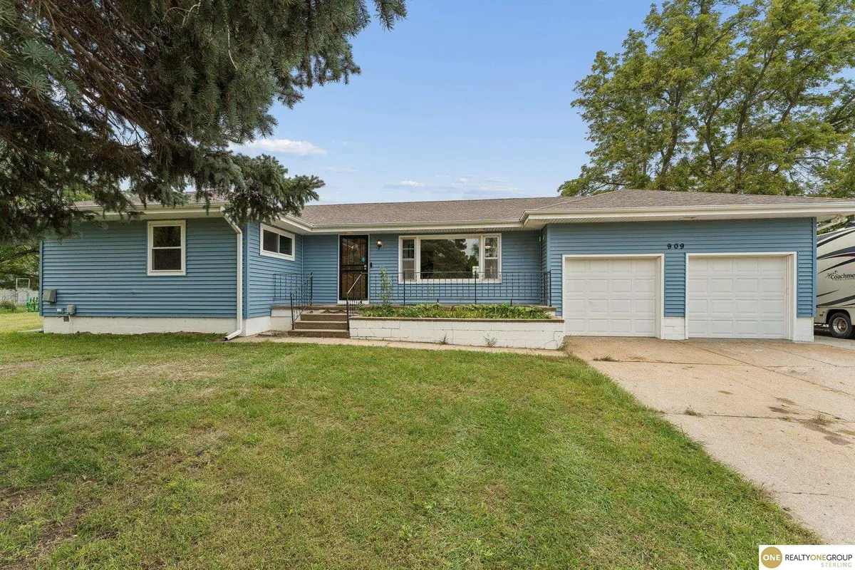 909 Jewell Road, Bellevue, NE 68005 - #1