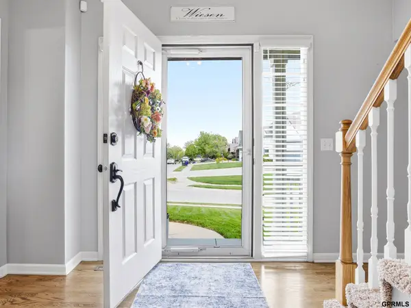 15461 Nebraska Avenue, Omaha, NE 68116