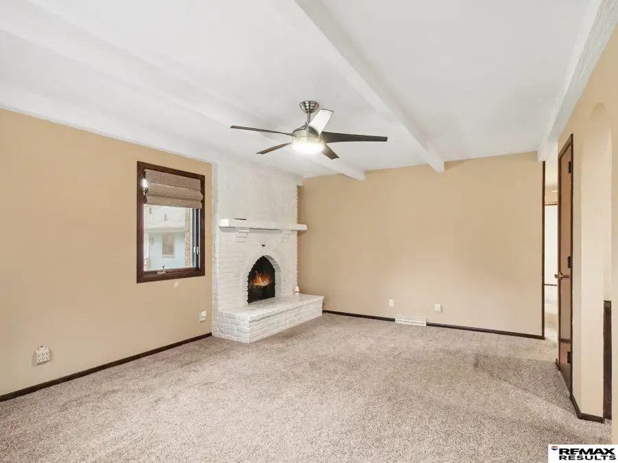 11815 N 157 Avenue, Bennington, NE 68007 - #2