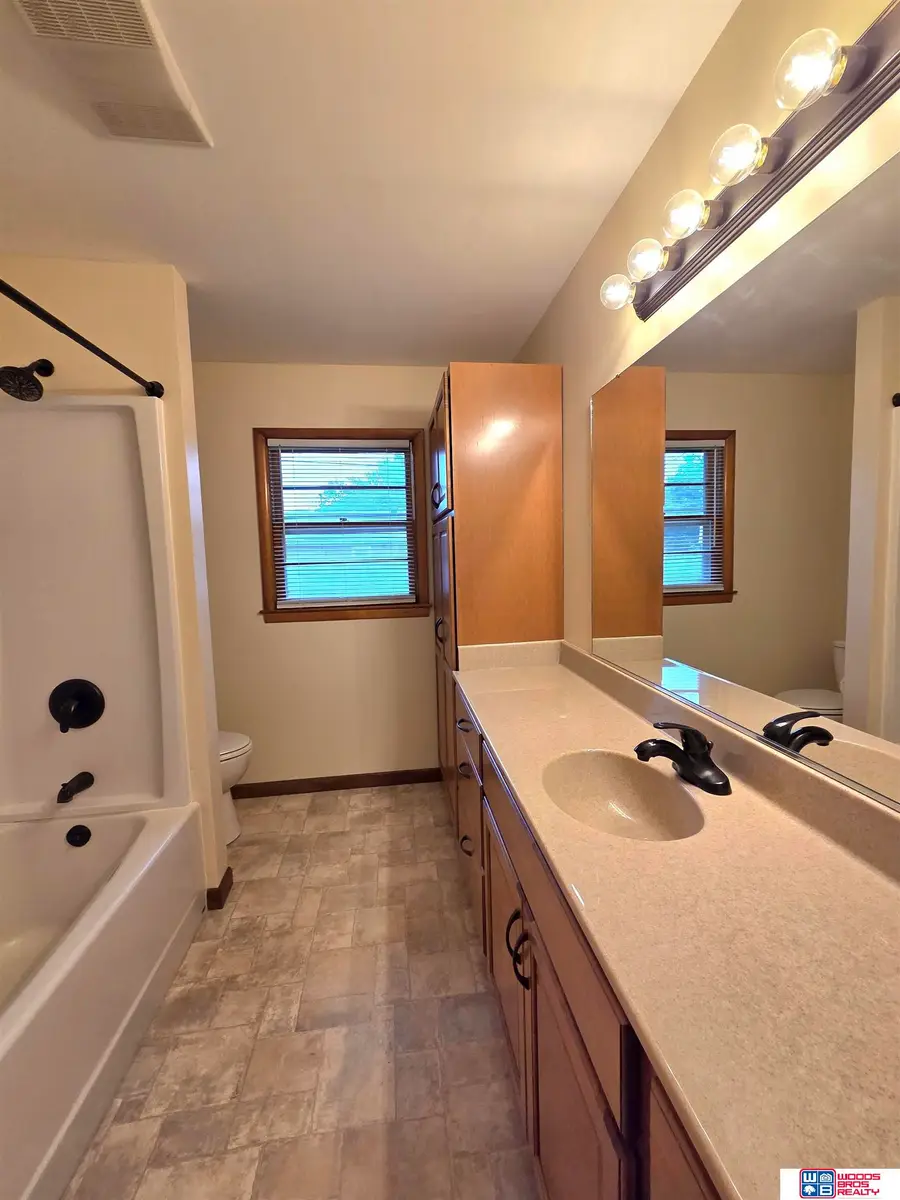 1724 William Drive, Beatrice, NE 66831 - #3