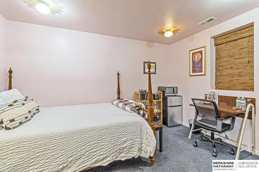 706 Pierce Street, Omaha, NE 68108 - #2