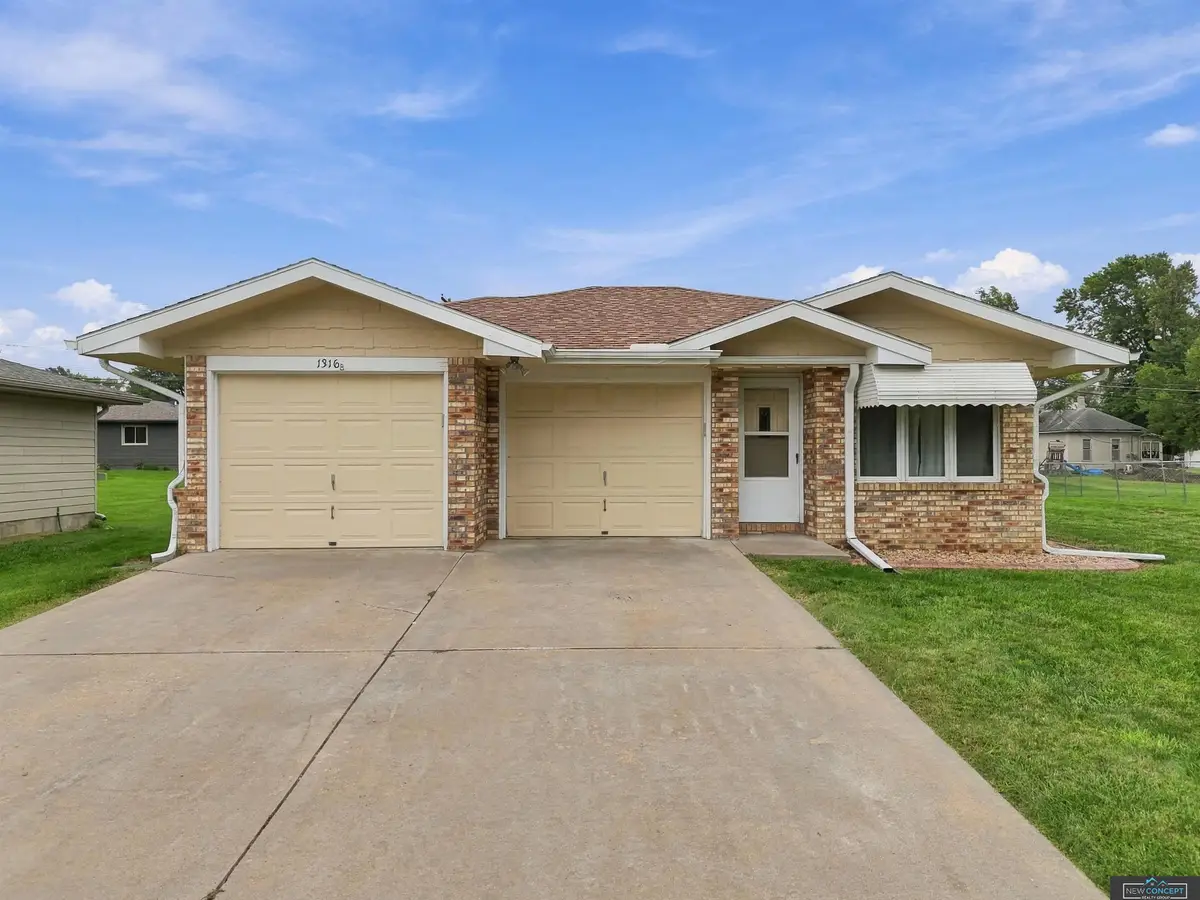 1316 N 16th Street, Beatrice, NE 68310 - #1
