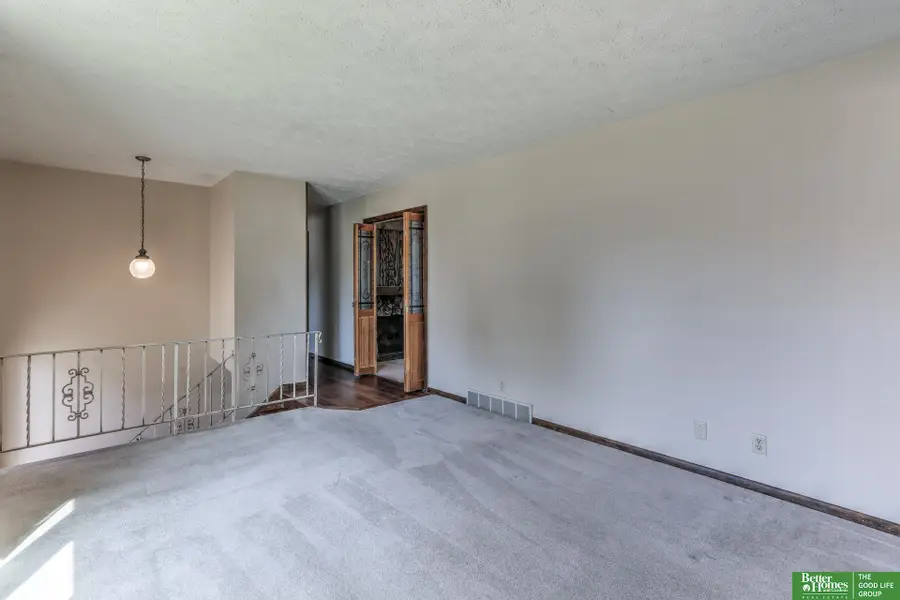 3412 Leawood Drive, Bellevue, NE 68123 - #3