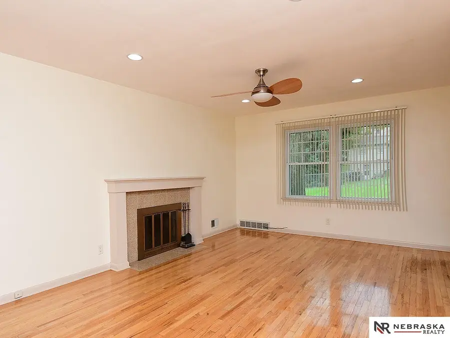 9820 Poppleton Avenue, Omaha, NE 68124 - #3