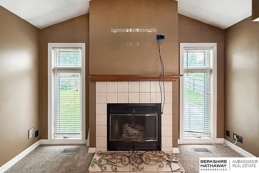 6005 N 109th Street, Omaha, NE 68164 - #2