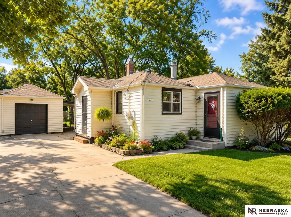 5931 Whitmore Street, Omaha, NE 68152 - #1