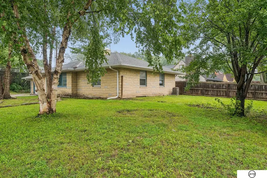 3330 S 33rd Street, Lincoln, NE 68506 - #2