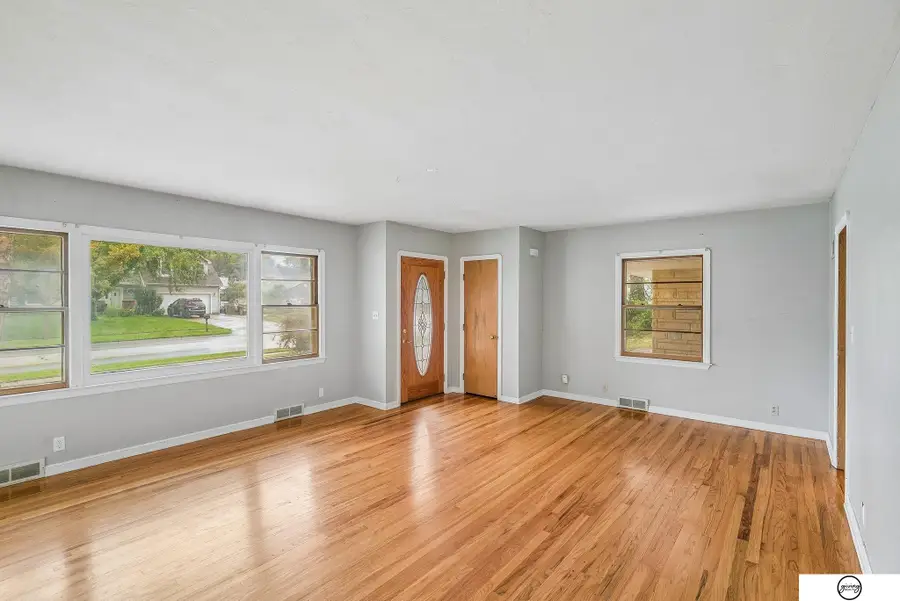 3330 S 33rd Street, Lincoln, NE 68506 - #3