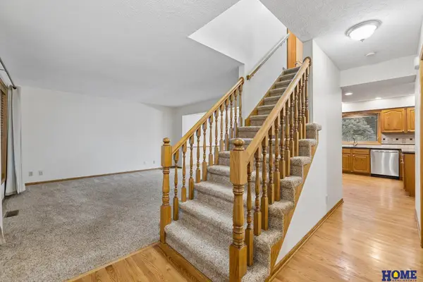 7220 Woody Creek Lane, Lincoln, NE 68516