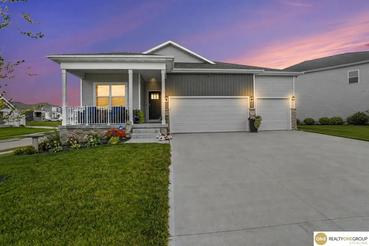17511 Virginia Street, Omaha, NE 68136 - #1