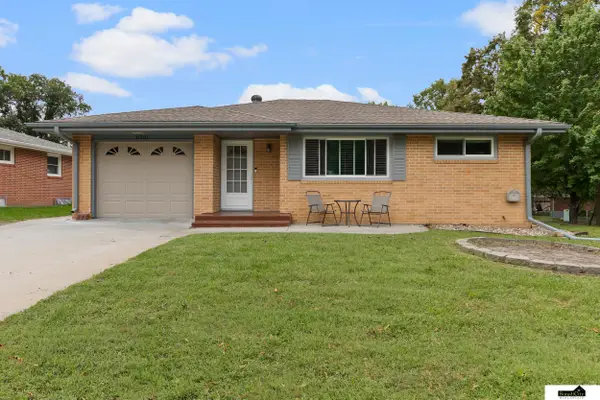 6201 Francis Street, Lincoln, NE 68505