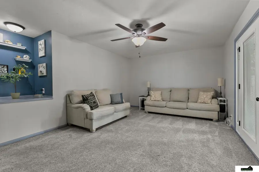 6201 Francis Street, Lincoln, NE 68505 - #2