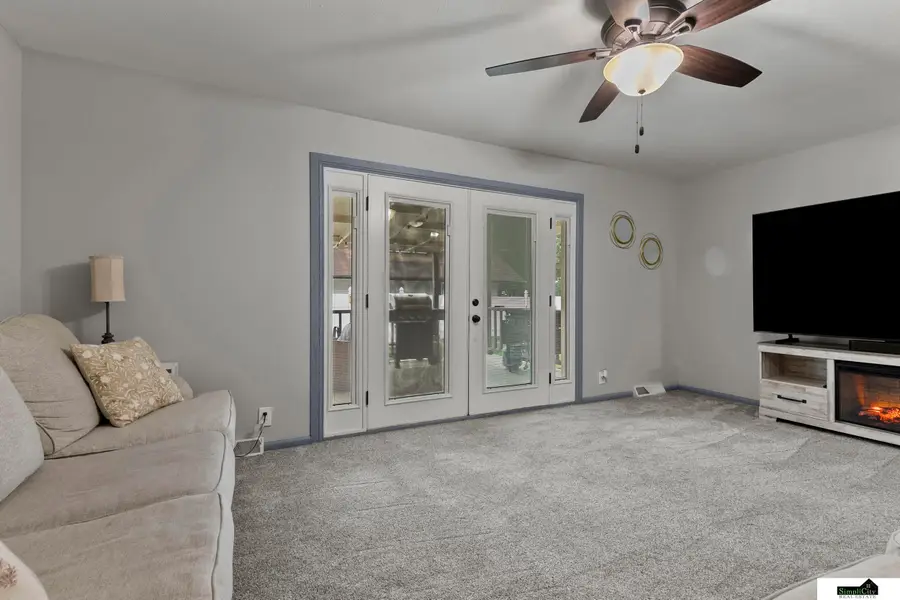 6201 Francis Street, Lincoln, NE 68505 - #3