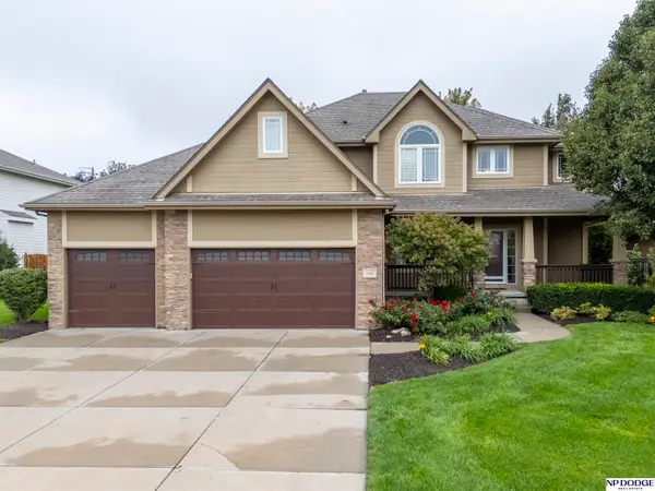 5162 S 197th Avenue Circle, Omaha, NE 68135