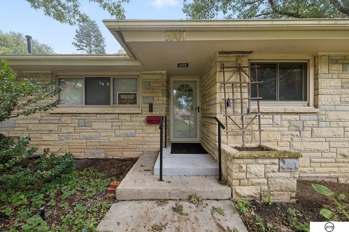 1801 Kings Highway, Lincoln, NE 68502 - #1