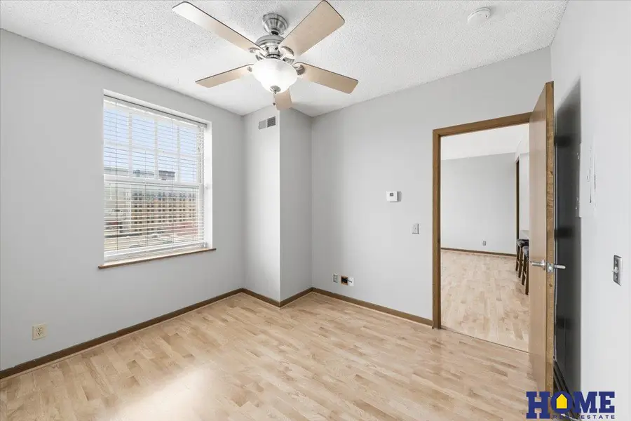139 N 11th Street #703, Lincoln, NE 68508 - #3