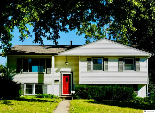 2929 S 118th Street, Omaha, NE 68144
