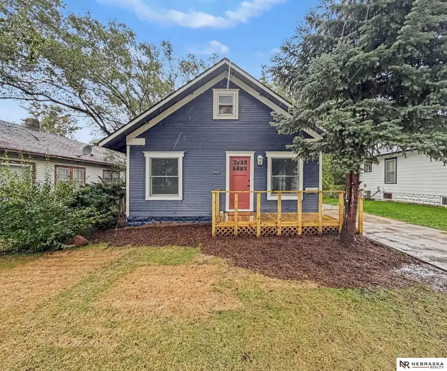 2810 S 11th Street, Lincoln, NE 68502 - #2