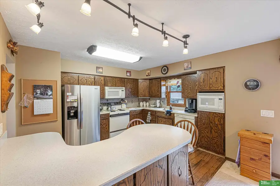 19311 Spyglass Court, Plattsmouth, NE 68048 - #2