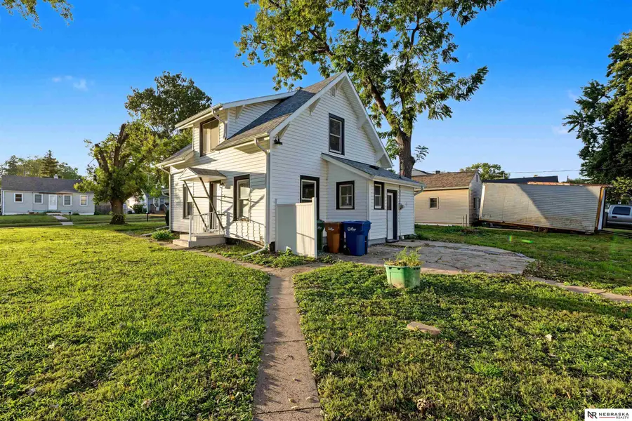2411 Madison Street, Bellevue, NE 68005 - #2