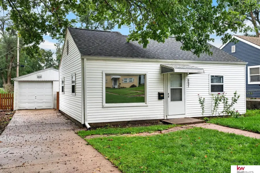 6631 Franklin Street, Omaha, NE 68104 - #2