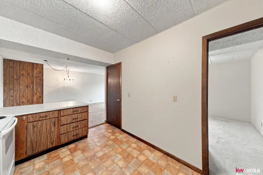 5801 Enterprise Drive #C4, Lincoln, NE 68521 - #3