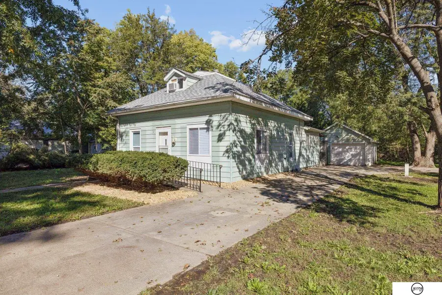 3918 Madison Avenue, Lincoln, NE 68504 - #3